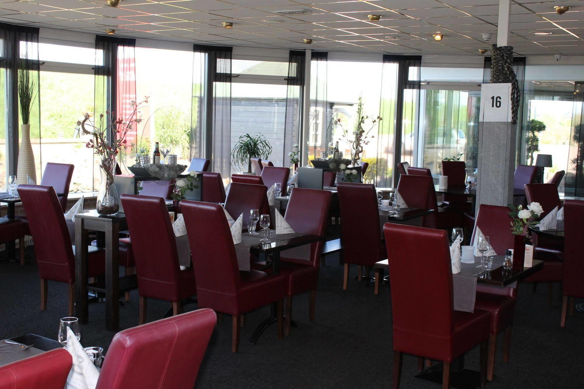 Hotel Restaurant 'T Klokje Ренессе Экстерьер фото